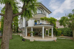 Отель Villa Il Glicine  Порто Мантовано